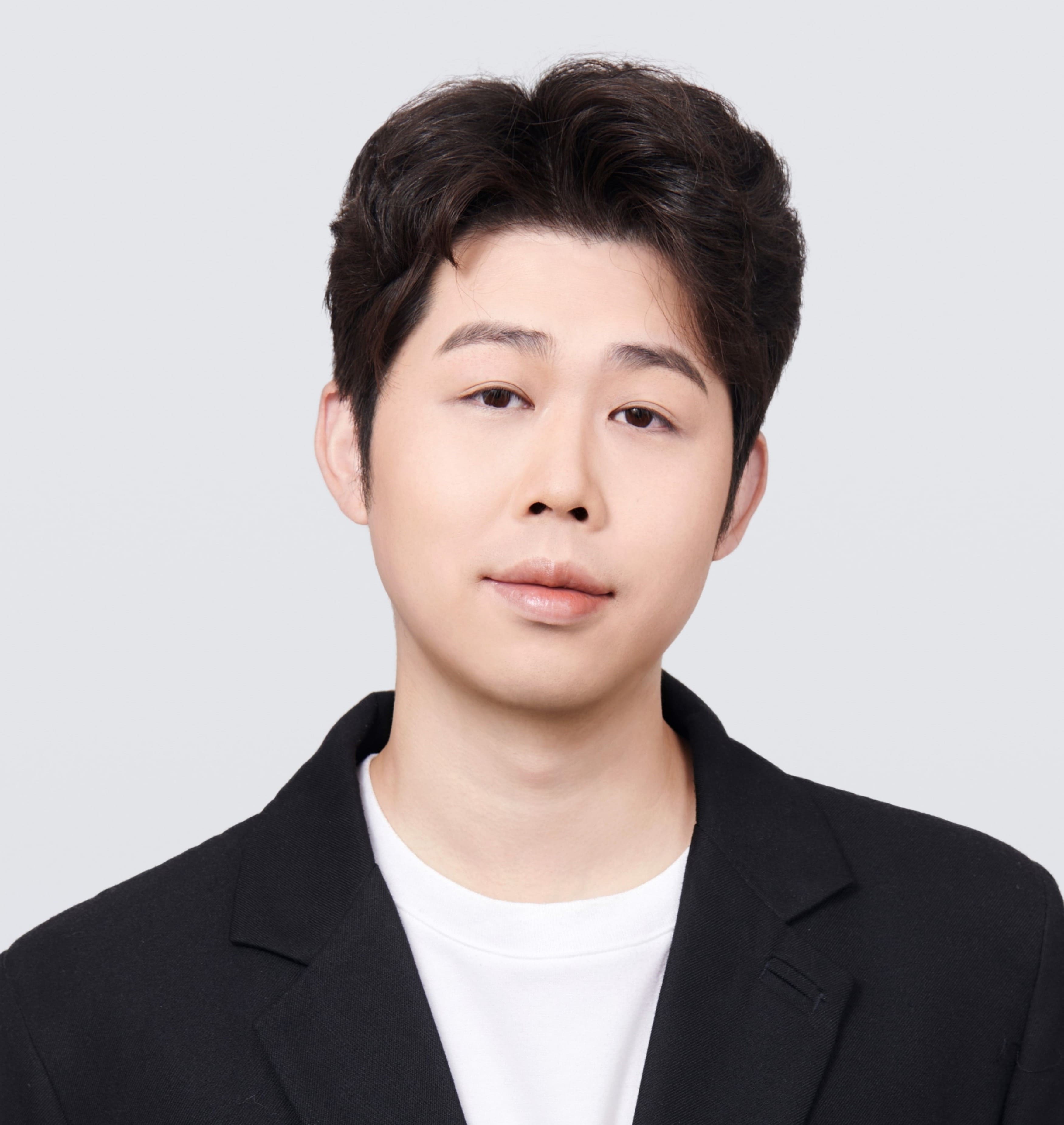 Jiakun Yu 俞家坤